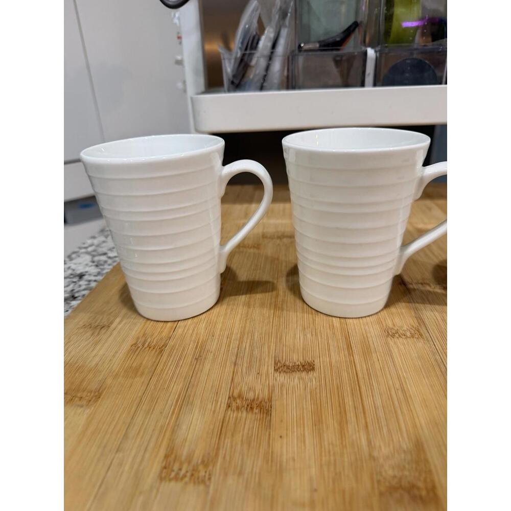 Set Of 4 Mikasa Swirl White Bone China Coffee Cup 4.5" Tall Mug Ribbed * - Picture 2 of 10